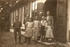 Familie Bollmann vor dem Gutshaus Starrvitz, 1903