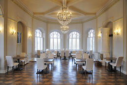 Saal im Schloss Gamehl Saal im Schloss Gamehl