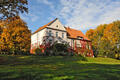 Gutshaus Rothen im Herbst