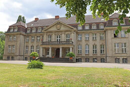 Herrenhaus (Schloss, Jagdschloss) Bellin