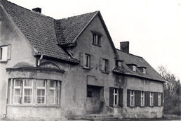 Historische Ansicht Gutshaus Klein Behnkenhagen 1975; aus der Sammlung A. Kobsch, Stralsund