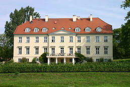 Herrenhaus (Schloss) Rattey