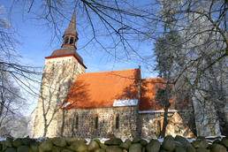 Feldsteinkirche Semlow