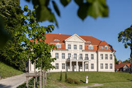 Parkhaus Schlosshotel Neustrelitz; Foto: Schlosshotel Neustrelitz